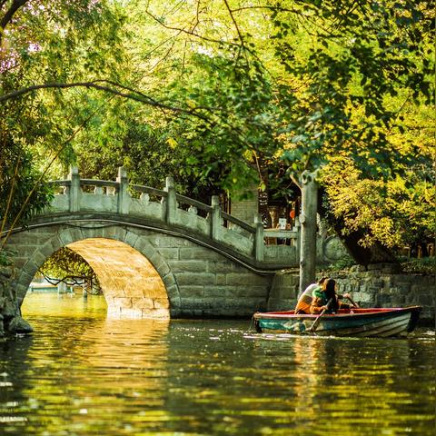 成都旅游必去十大景点推荐（成都旅游必去十大景点推荐带孩子玩）